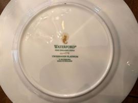 113-pc Set Waterford Crosshaven Platinum China