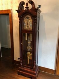 2007 Howard Miller Grandfather Clock with Triple Chime Kieninger Movement