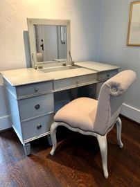 Frontgate Alessandra Ultimate Vanity Table and Sweetheart Chair