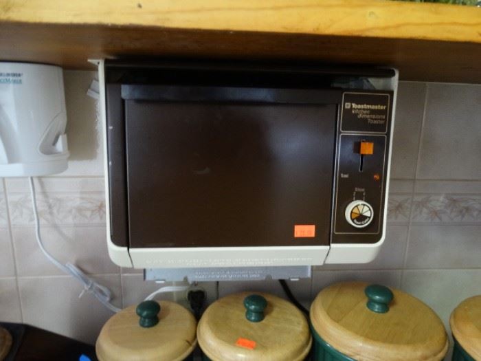 Vintage under counter toaster