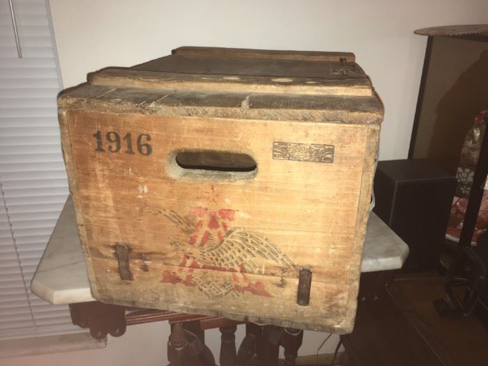 Original 1916 A.B. Crate.  Amazing condition.  Very hard to find this old in this shape
