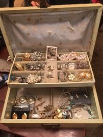 Costume jewelry,  finding more!