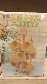NOS 7 Piece Ceramic Mug Tree