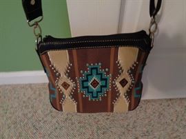 love this purse