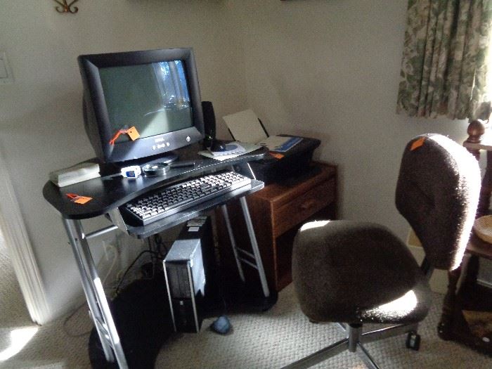 desk & office chair