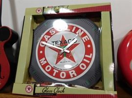 Texaco Gasoline clock