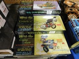 Weird Oh Model kits