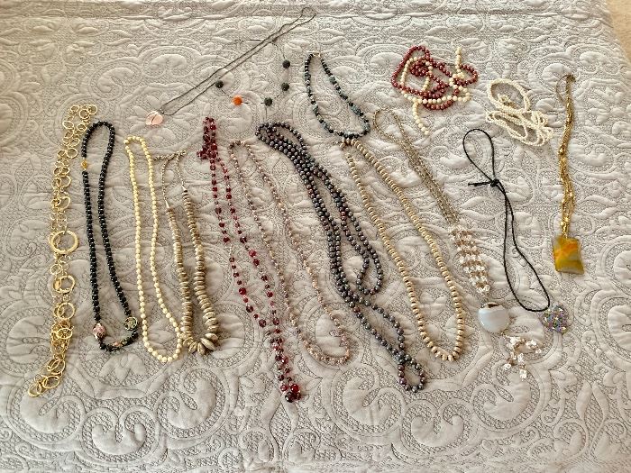 Extra long necklaces of all kinds