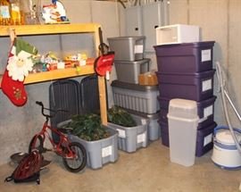 Large Christmas tree, storage totes and toys.