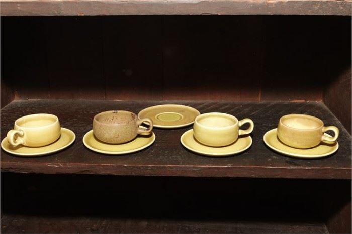 19. Set of Four 4 RUSSELL WRIGHT Cups  Saucers