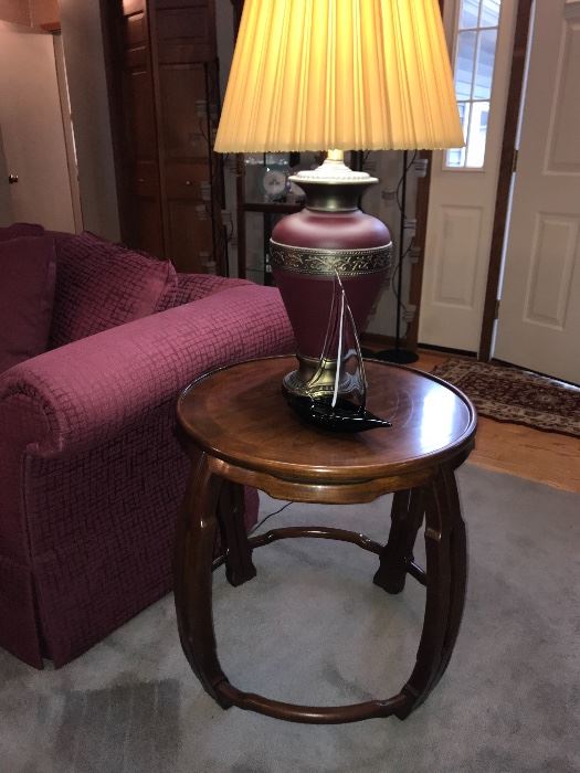 Oriental-influence style lamp table with Drexel Heritage label