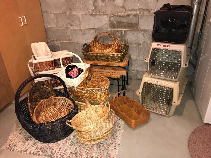 Baskets, pet carriers