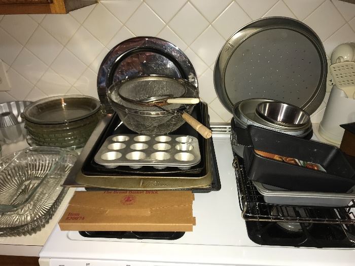 Pans and other cookware
