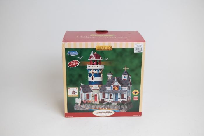 Lemax Holiday Collection-Lighted Building