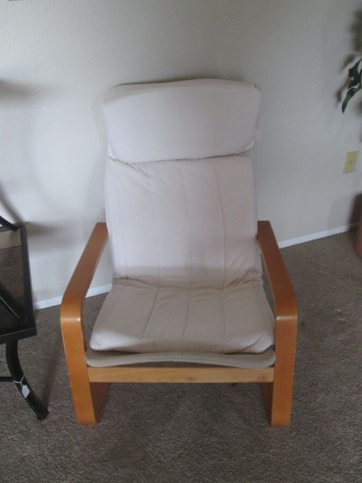 2-Matching Lounge Chairs