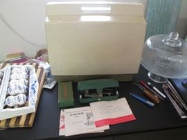 Singer Portable Sewing Machine