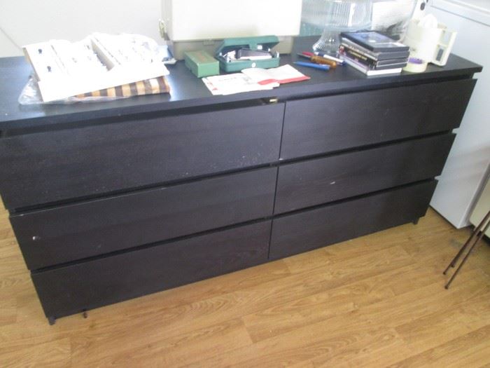 6-Drawer Dresser