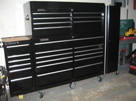Master Force 18 drawer mobile tool chest & cabinet combo w/side box - w/side locker.