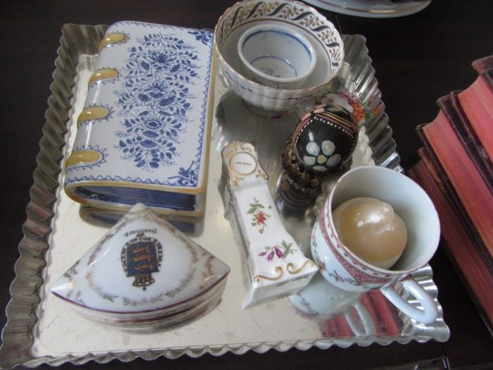 Porcelain Decorative Pieces