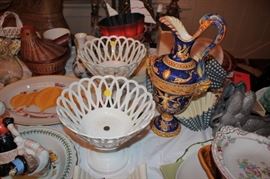 Assorted Decorative Pieces