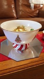 Christmas footed bowl 