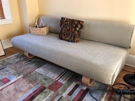 Sofa / Daybed