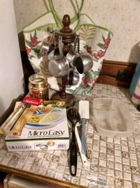 Lot of various kitchen items