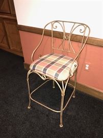 METAL CHAIR