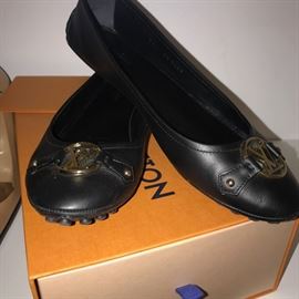 LOUIS VUITTON SHOES SIZE 38.5