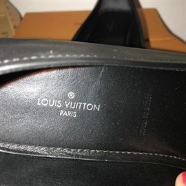 LOUIS VUITTON SHOES SIZE 38.5