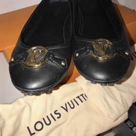 LOUIS VUITTON SHOES SIZE 38.5