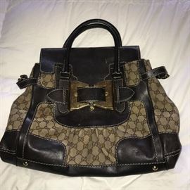 AUTHENTIC GUCCI LARGE HANDBAG