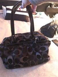 COACH SHOULDER BAG