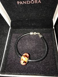 PANDORA LEATHER BRACELET WITH LARGE MURANO BEAD