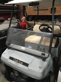 Golf cart 
