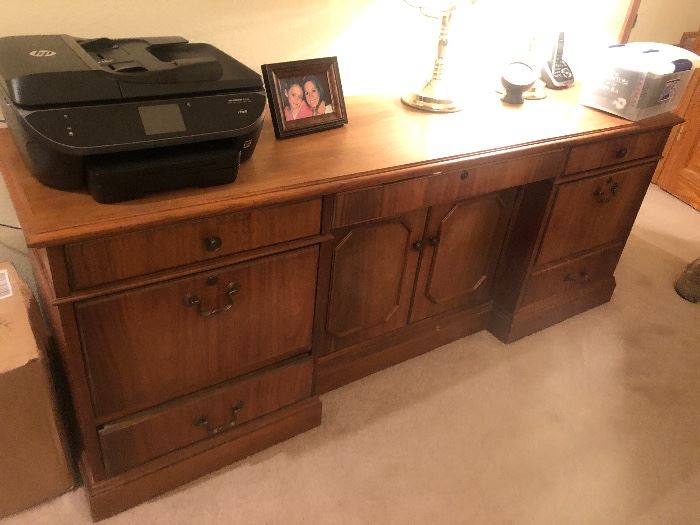 Oak console in the office, in great shape!