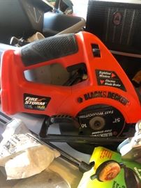 Black and Decker battery operated circular saw...
