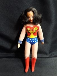 Mego DC Comics Worlds Greatest 8 Super Gals Wonder Woman