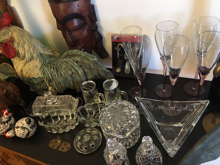 Mix of crystal, masks, small gifts, glassware, oddities. 