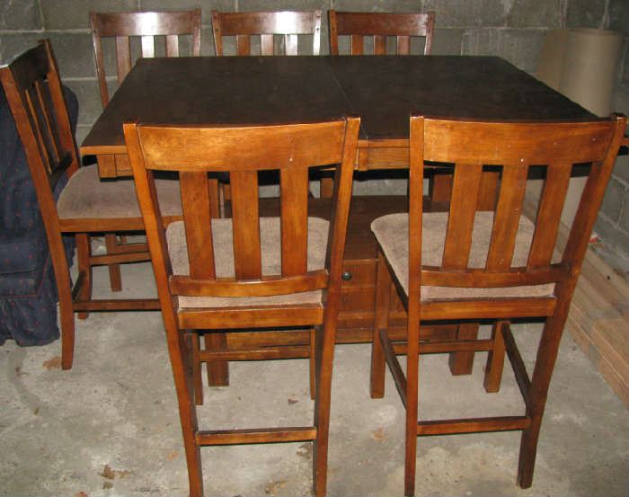Table/6 chairs