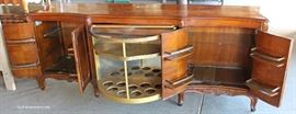  VINTAGE French Style Burl Mahogany Credenza Bar

Located Inside – Auction Estimate $200-$400 