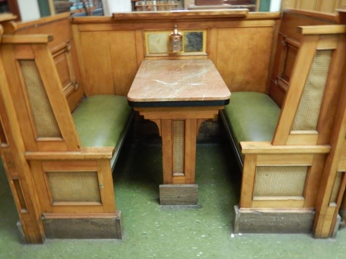 BOOTH FROM THE ORIGINAL O'CONNELL'S PUB IN GAS LIGHT SQUARE