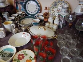 VINTAGE KITCHEN ITEMS