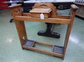 ANTIQUE UMBRELLA STAND