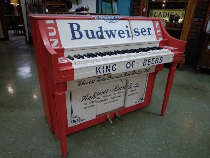 VINTAGE ADVERTISING PLAYER PIANO