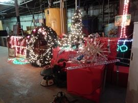 CHRISTMAS LIGHTS-DO NOT BUY ANY TILL YOU CHECK OUT OUR VAST COLLECTION