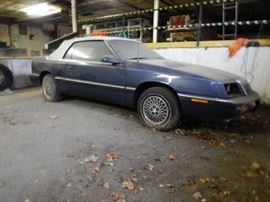 MOM'S CAR-ONE OWNER 1988 CHRYSLER LEBARON CONVERTIBLE WITH 55K ON ODOMETER-IT'S BEEN SITTING HERE COLLECTING DUST FOR 10 YEARS-EVERYTHING WAS FINE WITH IT WHEN PARKED. HAUL AWAY AND GIVE IT TO YOUR MOM.