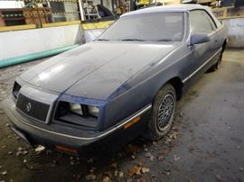 ODOMETER-IT'S BEEN SITTING HERE COLLECTING DUST FOR 10 YEARS-EVERYTHING WAS FINE WITH IT WHEN PARKED. HAUL AWAY AND GIVE IT TO YOUR MOM.