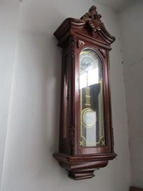 regulator clock