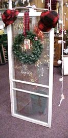 OLD SCREEN DOOR WITH DECORATIONS